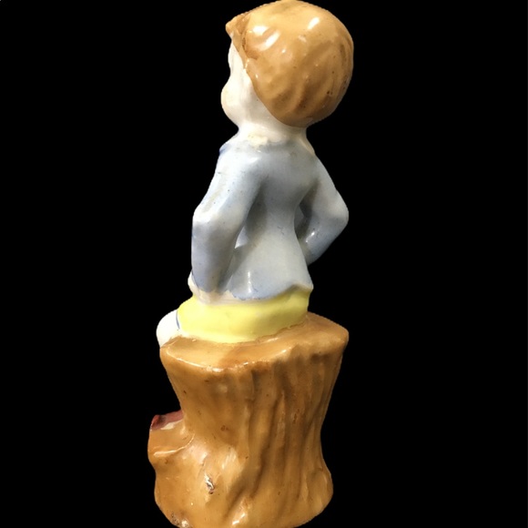Vintage Porcelain Made in Japan Boy Figurine - Picture 4 of 11